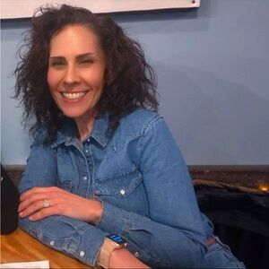 Meet your Posher, Angela